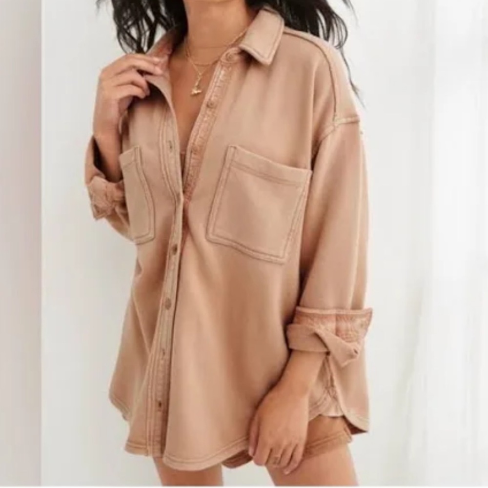 NEW Aerie Lumberjane button up tan sweatshirt color tan XS